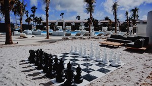 Luxury Pool Plaza Beach Resort